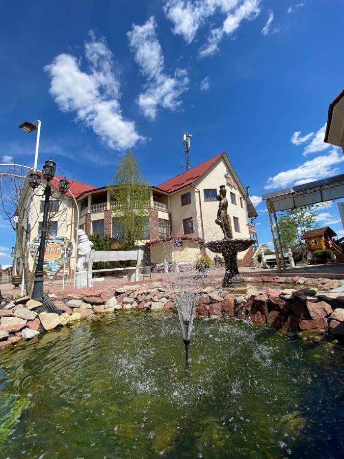 Pid Yavorom Hotel Drogomirchany Exterior photo